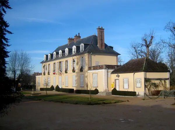 Votre Architecte Intérieur Architecte d'intérieur Cannes-Écluse