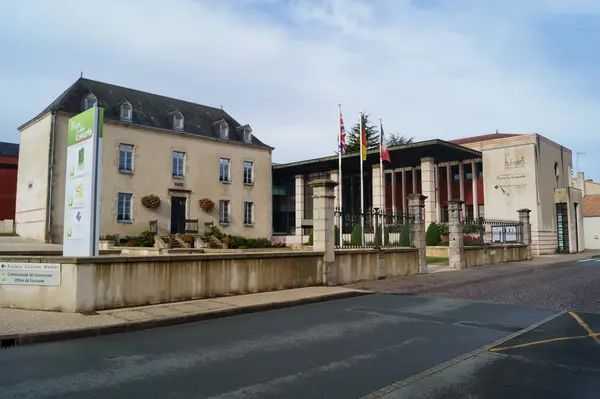 Votre Architecte Intérieur Architecte d'intérieur Essarts en Bocage