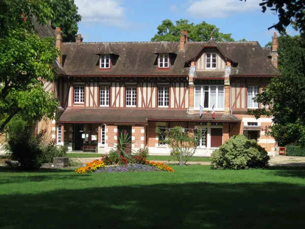 Votre Architecte Intérieur Architecte d'intérieur Saint-Hilaire-Saint-Mesmin