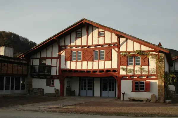 Votre Architecte Intérieur Architecte d'intérieur Saint-Pée-sur-Nivelle
